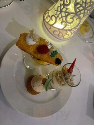 ‪the Falls Cafe‬