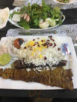 ‪bahar Naranj - Ristorante Caffeteria‬