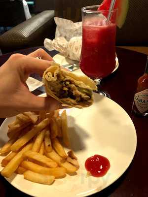 ‪sisha Lounge Cafe‬