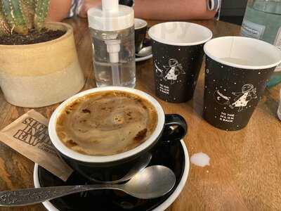 ‪to The Moon And Back Coffee‬