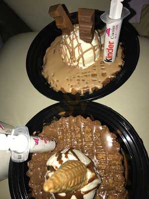 ‪chocolate Injection Cafe‬