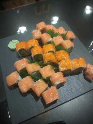 ‪deli Sushi Restaurant‬