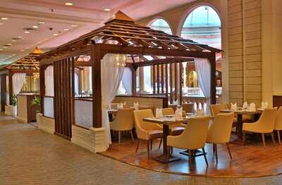 ‪gazebo - Mercato Mall‬