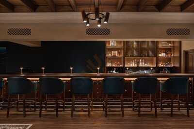 ‪ya Hala: Cigar Lounge‬