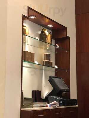 ‪burgerfuel Mirdif City Centre‬