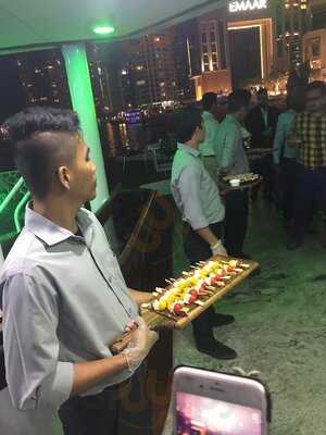 ‪lotus One Lounge Bar & Restaurant‬