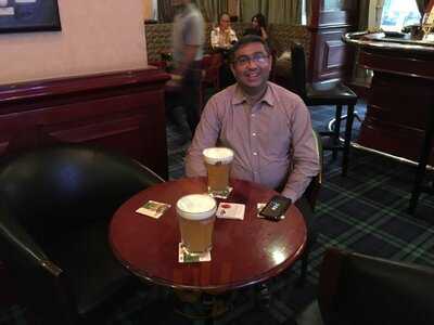 ‪st Andrew's English Pub‬