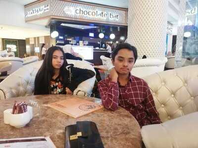 ‪alison Nelson's Chocolate Bar‬