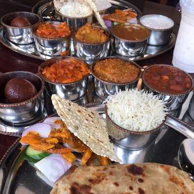 ‪chatori Gali, Karama‬