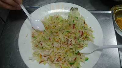 ‪red Table Restaurant‬