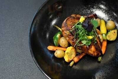 ‪spark By Caramel Restaurant & Lounge‬