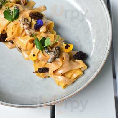 ‪spark By Caramel Restaurant & Lounge‬