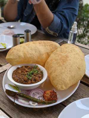 ‪london Crown Coffee Shop‬