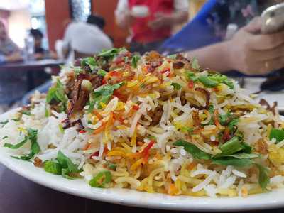 ‪chicken Tikka Inn‬