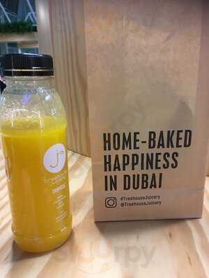 ‪treehouse Juicery‬