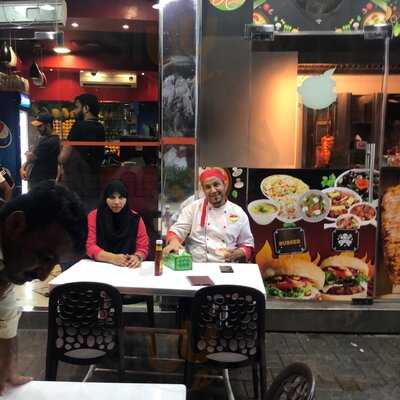 مطعم ممباى حاجي علي