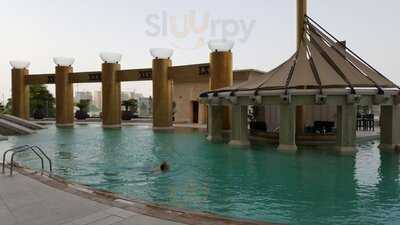 ‪pool Restaurant & Bar‬