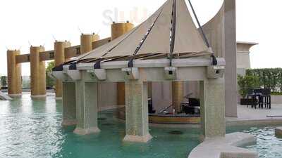 ‪pool Restaurant & Bar‬