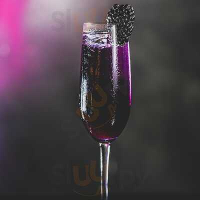 ‪focus Bar - Hyatt Place Dubai Wasl District‬