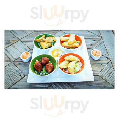 ‪upyard Rooftop Bar‬