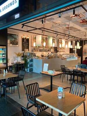 ‪common Grounds Difc‬