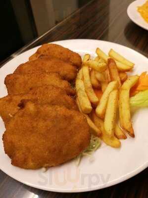 ‪qush Restaurant & Cafe‬