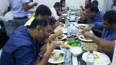 ‪moliyare Makkani‬