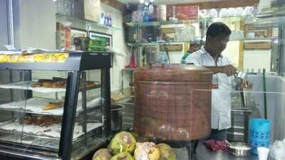 ‪moliyare Makkani‬