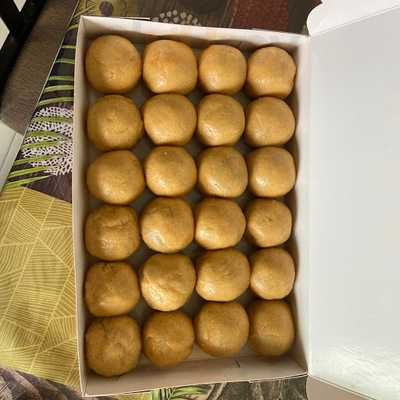 ‪bombay Sweets & Bakery‬