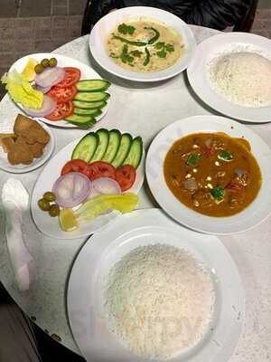 ‪tavalino Cafe & Restaurant‬