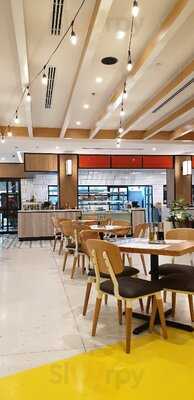 ‪al Areesh Club‬