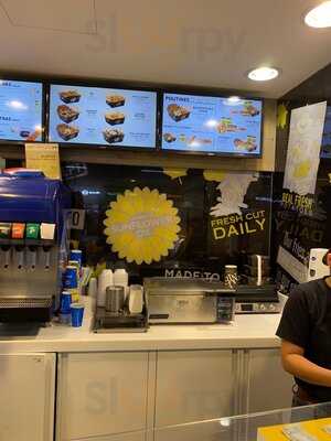 ‪new York Fries‬