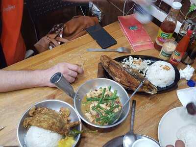 ‪cucina Cafeteria‬