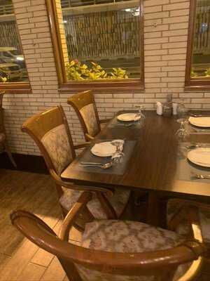 ‪pars Iranian Restaurant‬