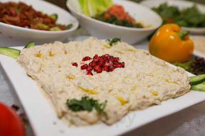 ‪volga Restaurant‬