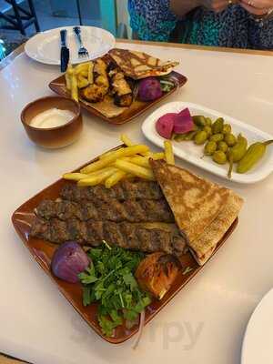 ‪bazerkan Restaurant‬