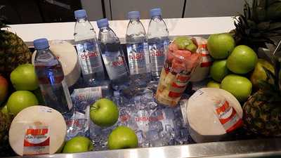 ‪pulp Juice Bars‬