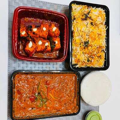 ‪the Yellow Chilli‬