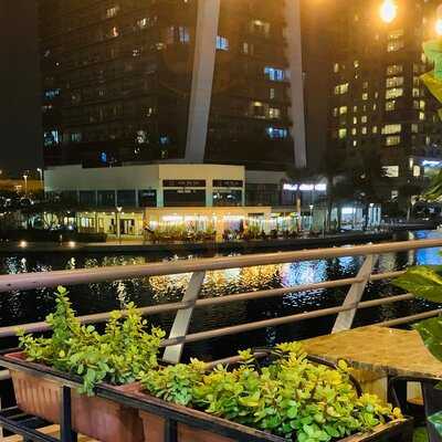 ‪the Yellow Chilli‬