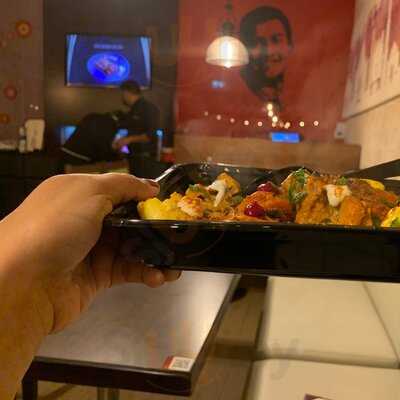 ‪the Yellow Chilli‬