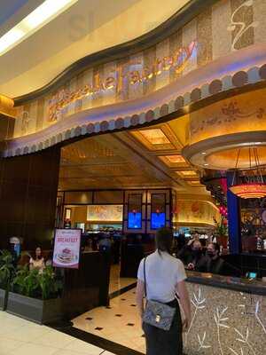 ‪the Cheesecake Factory‬