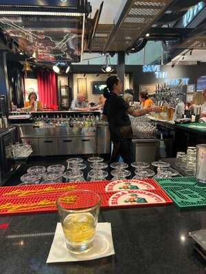 ‪hard Rock Cafe‬