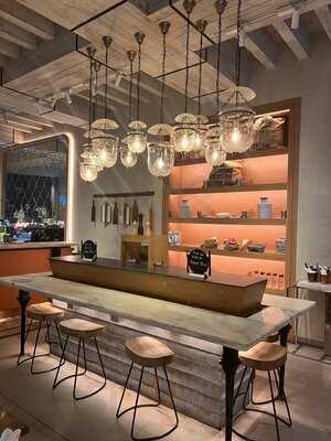 ‪ostro Restaurant & Cafe‬