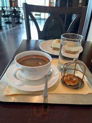 ‪roda Grill And Bar‬