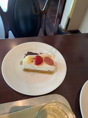 ‪roda Grill And Bar‬