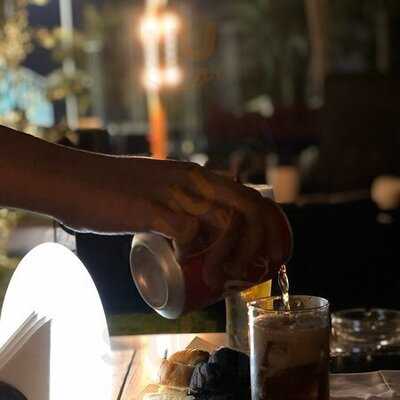 ‪olival Eatery & Bar‬