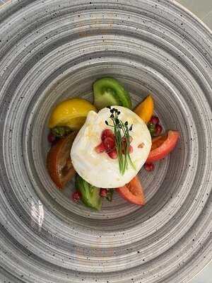 ‪olival Eatery & Bar‬