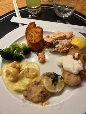 ‪feast Restaurant‬