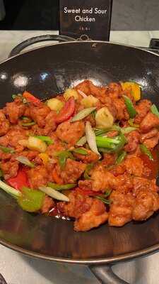 ‪feast Restaurant‬