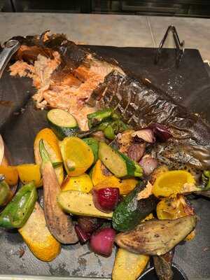 ‪feast Restaurant‬